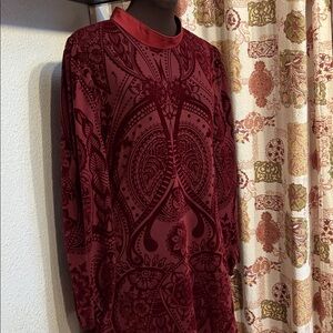 Maroon floral paisley cut out velvet pattern long sleeve maxi dress. Size M/L.